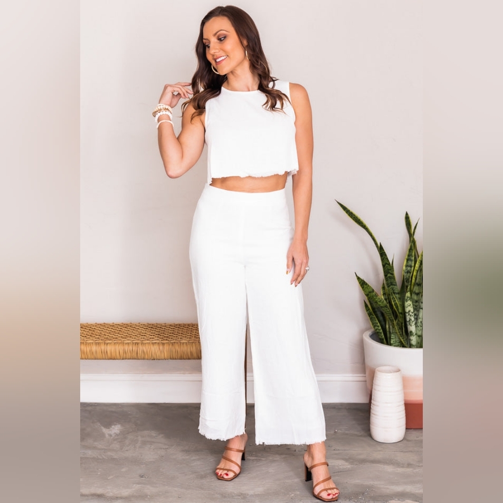 Pink Lily white linen high waisted double lined  pants size medium